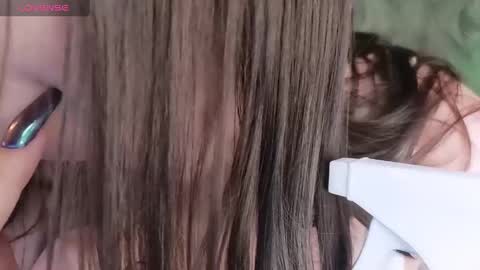 Snapshot of elegant_audacity chatting on 12-11-24, 12:55 Rachel online show from 12-11-24, 12:55