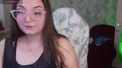 Snapshot of elegant_audacity chatting on 12-24-24, 07:17 Rachel online show from 12-24-24, 07:17