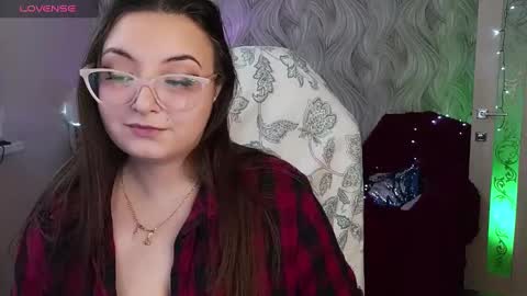 Snapshot of elegant_audacity chatting on 12-26-24, 10:16 Rachel online show from 12-26-24, 10:16