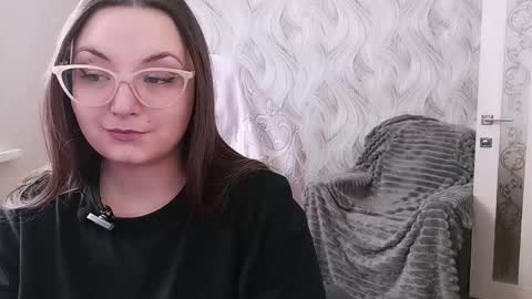 Snapshot of elegant_audacity chatting on 02-12-25, 10:46 Rachel online show from 02-12-25, 10:46