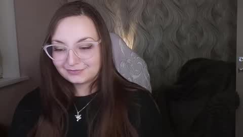 Snapshot of elegant_audacity chatting on 02-13-25, 02:42 Rachel online show from 02-13-25, 02:42