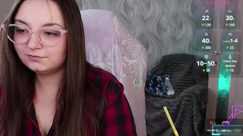 Snapshot of elegant_audacity chatting on 03-06-25, 09:25 Rachel online show from 03-06-25, 09:25