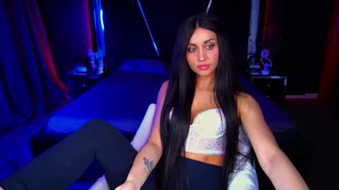 Snapshot of elegant_mysterious chatting on 09-14-25, 02:44 elegant_mysterious online show from 09-14-25, 02:44