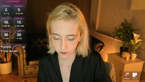 Elen  online show from 05-16-26, 06:32