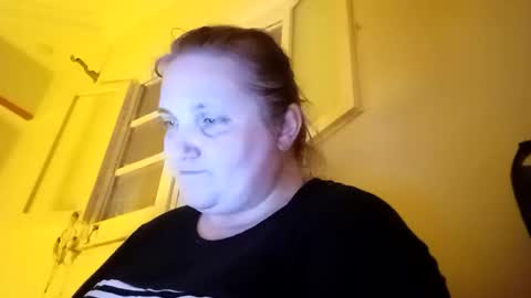 ELENA online show from 10-04-25, 03:10