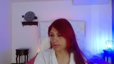 Snapshot of elena_detroya_ chatting on 01-23-25, 11:58 Elena online show from 01-23-25, 11:58