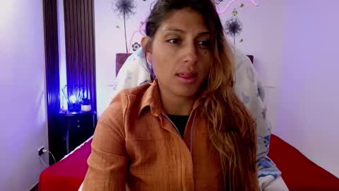 Snapshot of elena_detroya_ chatting on 12-03-25, 12:25 Elena online show from 12-03-25, 12:25