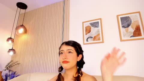 Elena online show from 05-15-26, 10:50