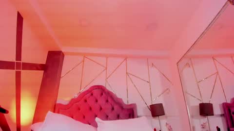 Snapshot of elena_rosse chatting on 02-23-25, 06:49 Elena online show from 02-23-25, 06:49