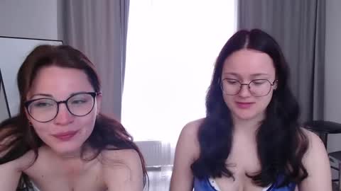 Elena online show from 05-13-26, 07:06