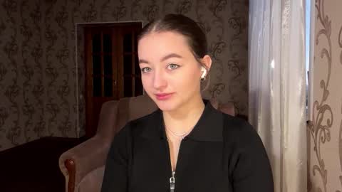 Mia online show from 03-08-26, 03:05