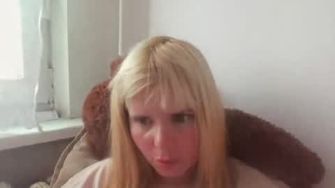 Snapshot of elenaflirt chatting on 06-11-26, 03:43 Elena online show from 06-11-26, 03:43