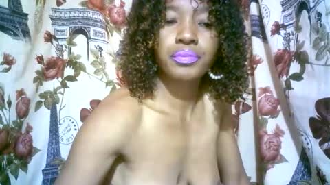 elenah013 online show from 09-12-25, 06:02