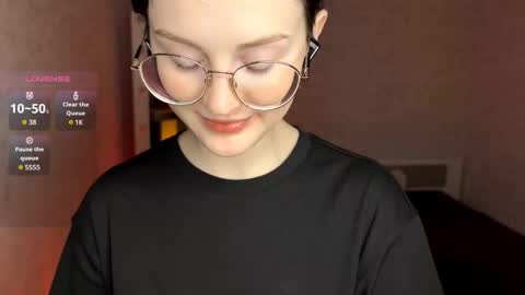 Snapshot of eleniswackhammer chatting on 02-21-26, 09:27 Annie PVT IS OPEN online show from 02-21-26, 09:27