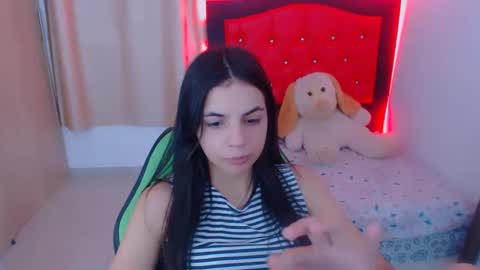 Snapshot of elenna_hotx chatting on 12-05-24, 05:39 agnes online show from 12-05-24, 05:39
