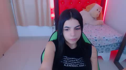 Snapshot of elenna_hotx chatting on 12-28-24, 05:46 agnes online show from 12-28-24, 05:46