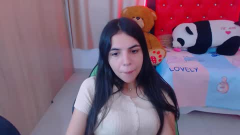 Snapshot of elenna_hotx chatting on 01-31-25, 05:53 agnes online show from 01-31-25, 05:53