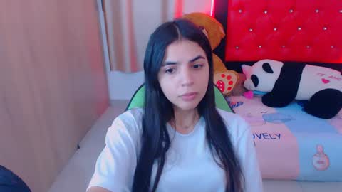 Snapshot of elenna_hotx chatting on 02-01-25, 05:26 agnes online show from 02-01-25, 05:26
