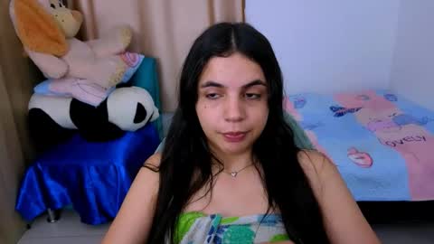 Snapshot of elenna_hotx chatting on 09-20-25, 07:04 agnes online show from 09-20-25, 07:04