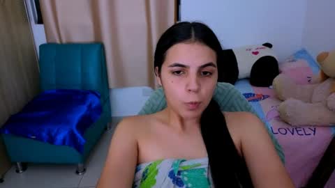 Snapshot of elenna_hotx chatting on 10-03-25, 11:35 agnes online show from 10-03-25, 11:35
