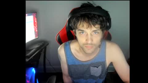 Snapshot of elephantrunkman chatting on 01-08-25, 10:16 elephantrunkman online show from 01-08-25, 10:16