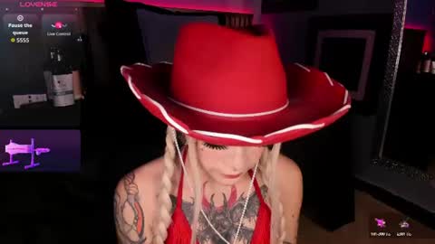 ELETTRA online show from 07-04-26, 02:07