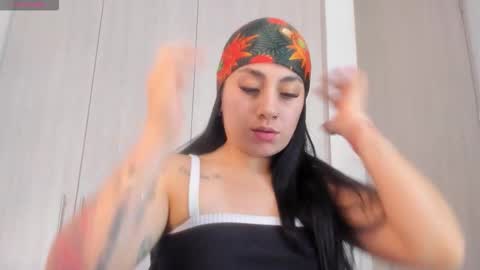 Millie bobby online show from 10-16-25, 12:39