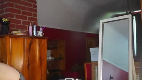 Emma online show from 07-02-26, 02:56