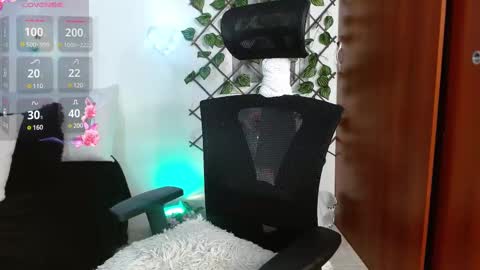 Snapshot of eli_gom_ chatting on 03-02-25, 02:08 Eliza online show from 03-02-25, 02:08