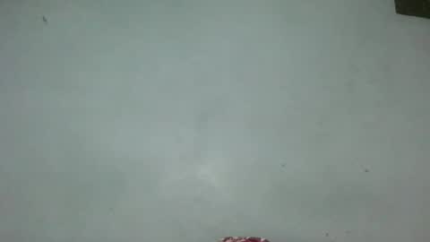 Snapshot of elia011 chatting on 10-29-25, 07:04 elia011 online show from 10-29-25, 07:04