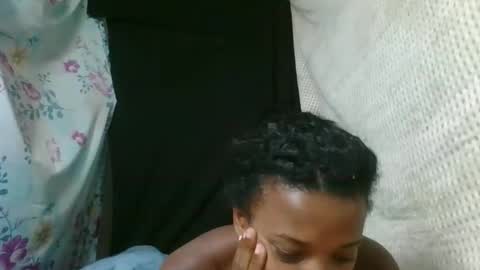 Snapshot of elia011 chatting on 02-15-26, 07:51 elia011 online show from 02-15-26, 07:51