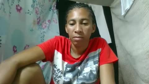 Snapshot of elia011 chatting on 02-18-26, 05:36 elia011 online show from 02-18-26, 05:36