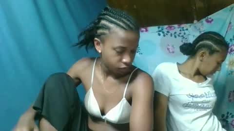 Snapshot of elia011 chatting on 03-03-26, 04:29 elia011 online show from 03-03-26, 04:29