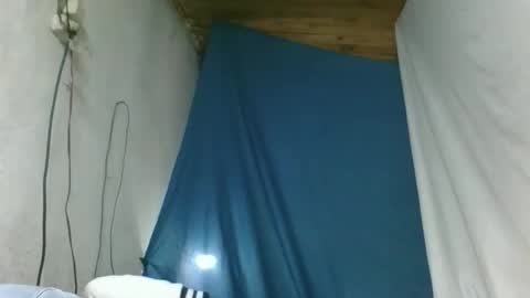 Snapshot of elia011 chatting on 03-12-26, 08:53 elia011 online show from 03-12-26, 08:53