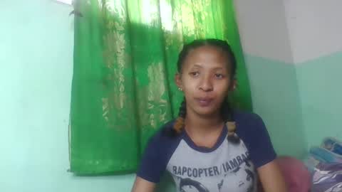 eliah193653 online show from 12-21-25, 10:44