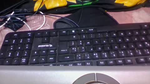 eliannee online show from 03-15-26, 01:17