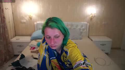 Luna online show from 07-02-26, 03:23