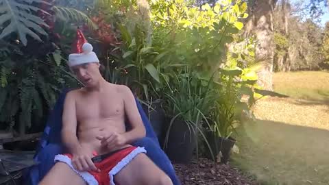 Snapshot of eliberator chatting on 12-04-24, 08:07 eliberator online show from 12-04-24, 08:07