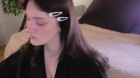 Ellie online show from 11-12-25, 05:30