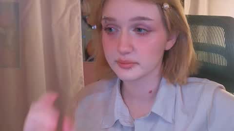 Ellie online show from 02-08-26, 05:22