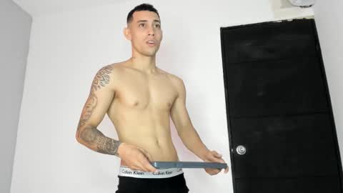 Snapshot of elier_jhonson1 chatting on 02-14-26, 02:03 elier_jhonson1 online show from 02-14-26, 02:03