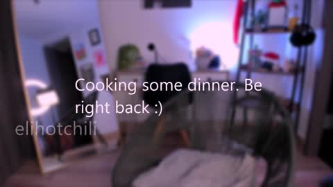 Snapshot of elihotchili chatting on 12-06-24, 01:29 Eli online show from 12-06-24, 01:29