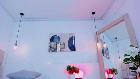 E L I I Z A B E T H   online show from 12-11-24, 07:53