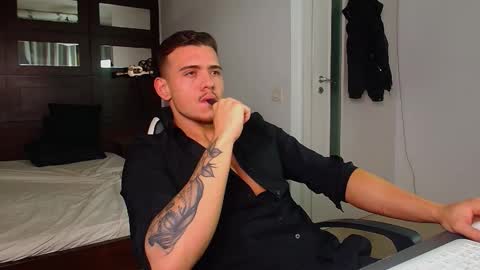 ElijahThorne online show from 01-06-26, 06:06