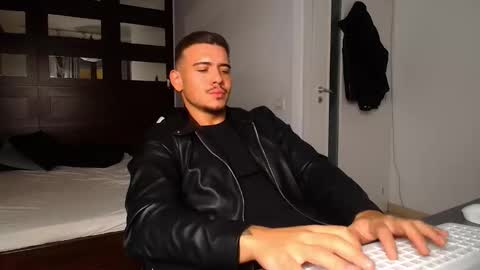 ElijahThorne online show from 02-13-26, 05:58