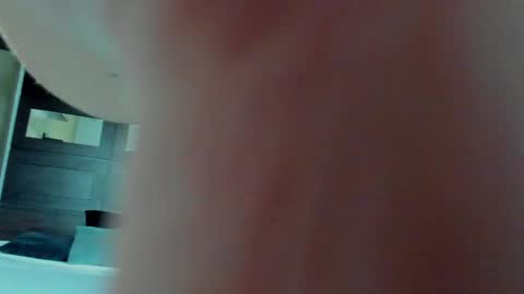 Snapshot of elijahthorne chatting on 03-19-26, 07:56 ElijahThorne online show from 03-19-26, 07:56