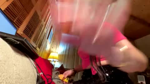 Snapshot of elimaye chatting on 12-31-24, 06:27 elimaye online show from 12-31-24, 06:27