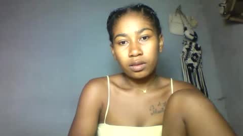 elina981 online show from 04-01-26, 11:13