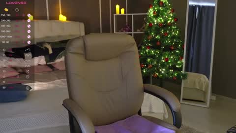 Elina online show from 12-27-24, 07:18