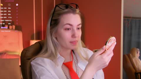 Elina online show from 02-04-25, 01:13